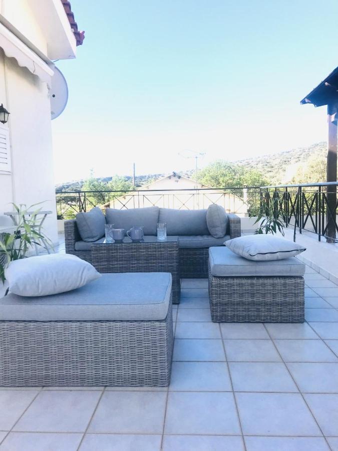 Beautiful Maisonette With A View To The Mountains And The Sea Agia Marina  المظهر الخارجي الصورة